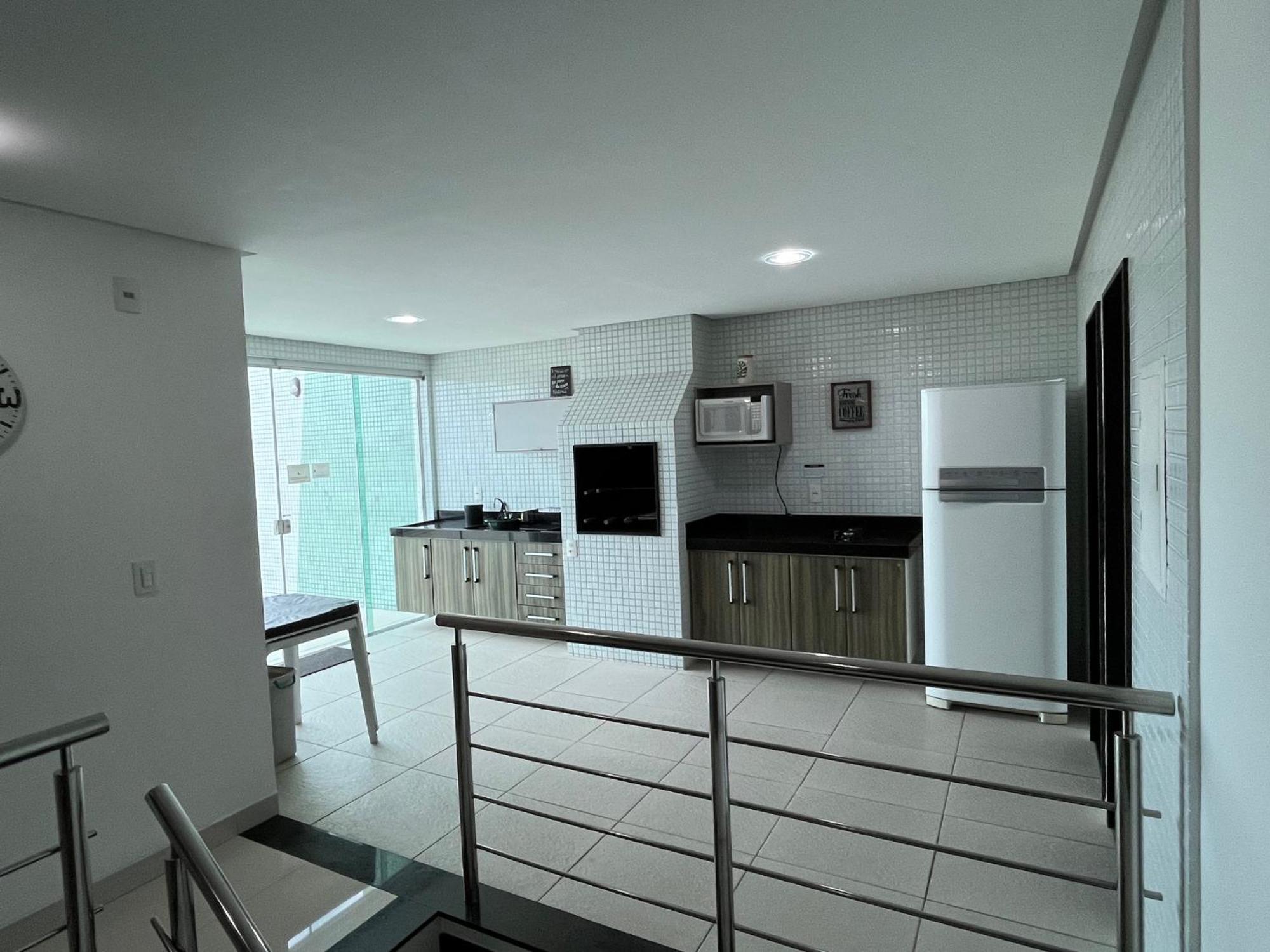 Cobertura Duplex Em Condominio De Alto Luxo - 402 카보프리우 외부 사진